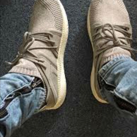 MAKE AN OFFER!! Puma Evoknit - - Picture 3 of 6